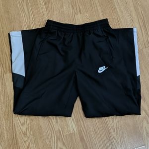 🎄🏃🏽Nike athletic pants boys size Medium